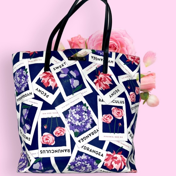 kate spade Handbags - Kate Spade NY RARE COLLECTIBLE Turn Over a Leaf Seed Tote